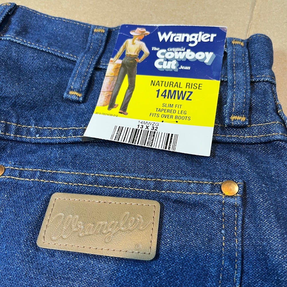Wrangler Cowboy Cut 14MWZ Slim Fit Tapered Leg Jeans Blue Denim Womens 13x32 NWT - Picture 3 of 6